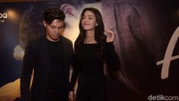 Keduanya tampil serba hitam.  Foto: Noel/ detikHOT