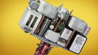 Ini dia palu yang hanya bisa diangkat oleh pemiliknya, Thor. Tampak seperti aslinya, palu ini dibuat dari kaleng minuman dan alat elektronik. Inhabitat/Istimewa.