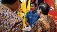 Daud Yordan dianggap sangat berjasa bagi bangsa dan negara dalam hal olahraga tinju dikancah dunia. Oleh karena itulah ia harus didukung dan diberikan semangat. Foto: dok. Daud Yordan