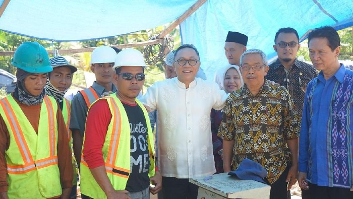 Ketua MPR Ingatkan Buruh Jauhi Provokasi