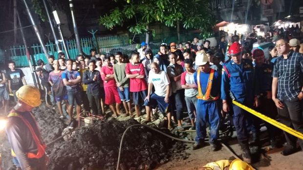 TKP Gorong-gorong Rawan Longsor, Jadi Kendala Evakuasi Korban