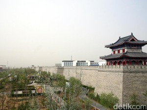 Bukan Beijing, Ini Tembok Besar China di Yanchi