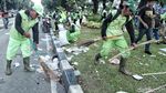 Bersihkan Sampah Usai May Day 2018