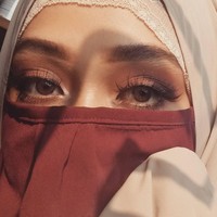 Tasya Sayeed mulai mengunggah video tentang make up sejak tahun 2011. Saat itu ia belum memakai hijab. Seiring dengan prosesnya berhijrah, ia pun menutup dua kali akun Youtube-nya. Foto: Dok. Instagram Tasya Sayeed