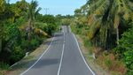 Mulusnya Jalan Pulau Terdepan RI di Maluku