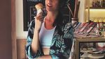 Sempat Jadi Selebgram Kontroversi, Begini 10 Gaya Anya Geraldine Saat Cicip Makanan Enak