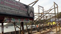 Untuk pekerjaan jalan lingkungan di ketiga lokasi tersebut telah rampung. Sedangkan yang lainnya secara keseluruhan progresnya sudah mencapai 50 persen. Pekerjaan dilakukan dengan anggaran sebesar Rp 40,35 miliar dengan kontrak tahun jamak 2017 – 2018.