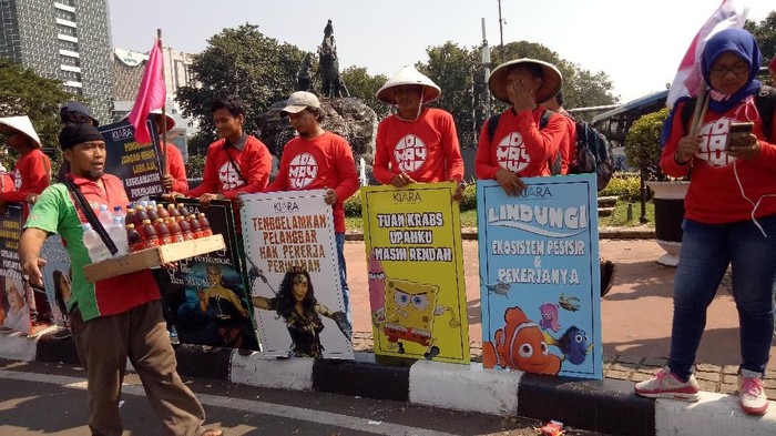 Buruh Minta Menteri Susi Tenggelamkan Pelanggar Pekerja Perikanan