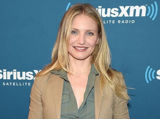 Meski banyak selebriti yang enggan mengaku operasi hidung, Cameron Diaz terang-terangan mengatakannya. Mantan kekasih Justin Timbarlake itu melakukan operasi setelah hidungnya patah untuk keempat kalinya karena main surfing pada 2006 silam. Foto: Dok. Getty Images