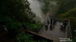 Tempat Asyik Leyeh-leyeh di Bandung, Depannya Air Terjun