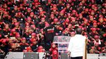 Buruh Memenuhi Istora Senayan