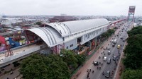 Ini adalah penampakan stasiun Ampera yang terletak di dekat Jembatan Ampera. Saat rampung nanti, LRT akan memiliki 13 stasiun. Pool/Waskita Karya.
