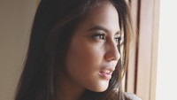Lewat sumber dekat, nama Pevita sesungguhnya sudah sejak dua bulan lalu disebut-sebut jadi pelabuhan Ariel semenjak putus dari Sophia Latjuba. Foto: Dok. Instagram Pevita Pearce