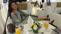 Interiornya yang mewah dan mengusung konsep fine dining membuat resto ini layak membanderol harga paket makan yang lumayan tinggi yakni mulai Rp 706 ribu hingga Rp 3,5 juta. Foto: Istimewa