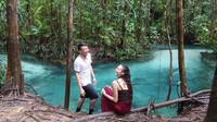 Hubungan Dimas Anggara dan Nadine Chandrawinata sempat tak terendus publik. Foto: Instagram Dimas Anggara