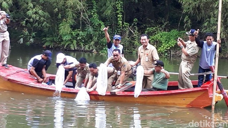 Tempat Wisata Di Banyuwangi Rumah Apung Peta Wisata Indonesia Dan Luar Negeri