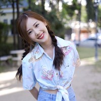 Senyuman menawan Jane memikat siapapun yang melihatnya. Foto: Instagram