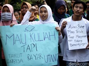 Begini Wacana Student Loan Versi Sri Mulyani, OJK, Kemenko PMK, Bank & DPR