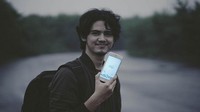 Tapi semenjak Aliando tidak muncul dilayar kaca ia semakin tampan dan dewasa. Foto: Dok. Instagram/aliandooo