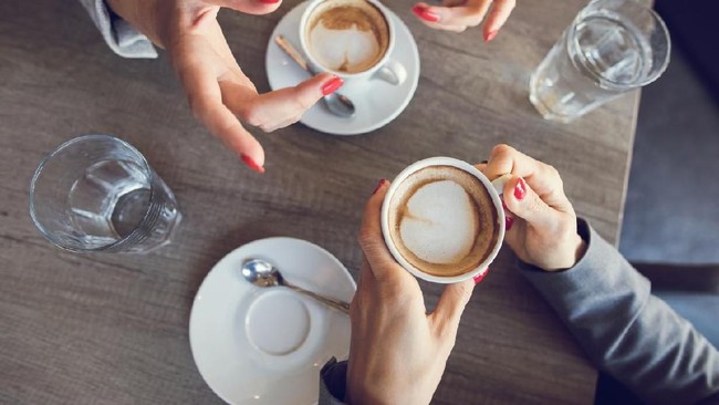 Ups! 3 Kebiasaan Minum Kopi Ini Sumbang Kenaikan Berat Badan