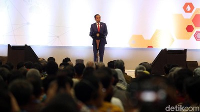 Presiden Jokowi Buka Pameran Migas di JCC