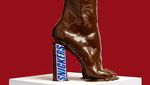 Keren! 10 Sepatu Ini Berbahan Snickers, Daging hingga Daun Basil
