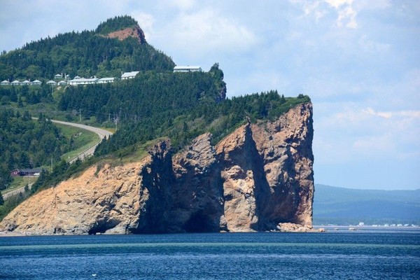 Dari Kanada, ada Geopark Perce yang punya sejarah panjang. Konon ratusan juta tahun yang lalu, geopark ini menjadi awal dari terciptanya Samudera Atlantik (dok unesco.org) Dari Kanada, ada Geopark Perce yang punya sejarah panjang. Konon ratusan juta tahun yang lalu, geopark ini menjadi awal dari terciptanya Samudera Atlantik (dok unesco.org)