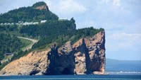 Dari Kanada, ada Geopark Perce yang punya sejarah panjang. Konon ratusan juta tahun yang lalu, geopark ini menjadi awal dari terciptanya Samudera Atlantik (dok unesco.org)
