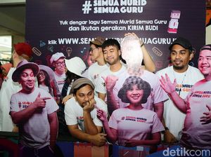 7 Musisi Ramai-ramai Nyanyikan Semua Murid Semua Guru