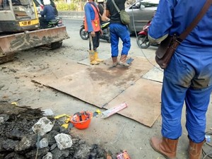 Lubang Gorong-gorong di Pluit TKP Pekerja Terperosok Ditutup