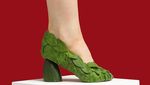 Keren! 10 Sepatu Ini Berbahan Snickers, Daging hingga Daun Basil