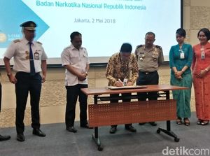 Bareng Kepala BNN, Maskapai Garuda Deklarasi Anti-hoax dan Narkoba