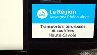 Bus gratis ini disediakan oleh pemerintah setempat untuk melayani para wisatawan. Yang ini, disediakan oleh Pemerintah Daerah Auvergne untuk melayani transportasi di wilayah tersebut (Wahyu/detikTravel)