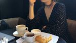 Duh! Cantiknya Suzy Bae Saat Makan Waffle Sampai Pose Bareng Jeruk