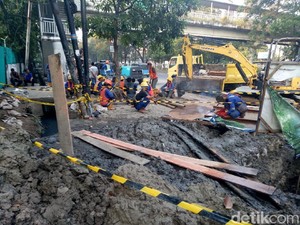 Kisah Tragis Pak Tarno Tertimbun Gorong-gorong Pluit