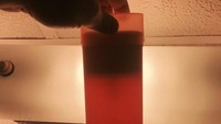 Merek baru suatu deodorant biasanya bisa menarik konsumen baru, tapi perhatikan dulu isinya saat diterawang seperti ini. Istimewa/NealSnow.