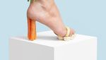 Keren! 10 Sepatu Ini Berbahan Snickers, Daging hingga Daun Basil