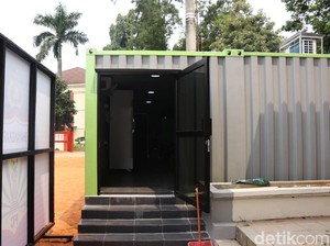 Bhayangkara FC Pakai Kontainer sebagai Ruang Ganti