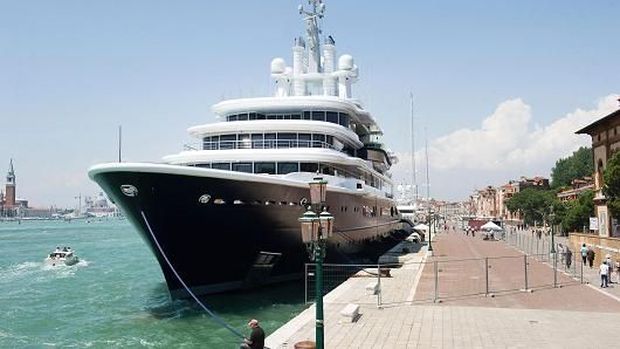 Yacht super mewah