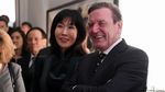 Riuh Dunia dalam Gambar: Hachiko di China, Dokter Trump Bikin Heboh
