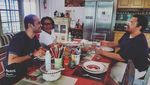 Nasi Kuning dan Masakan Rumah Jadi Makanan Favorit Ario Bayu