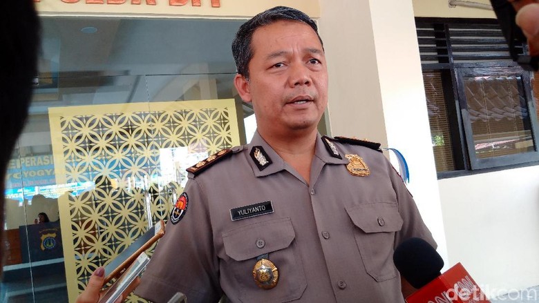 Polisi Ciduk 2 Orang Terkait Penemuan Mayat Gosong di Bantul Polisi Ciduk 2 Orang Terkait Penemuan Mayat Gosong di Bantul