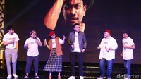 Tidak hanya itu, para musisi juga merilis dan menyanyikan lagu Semua Murid Semua Guru. Foto: Ismail/detikHOT