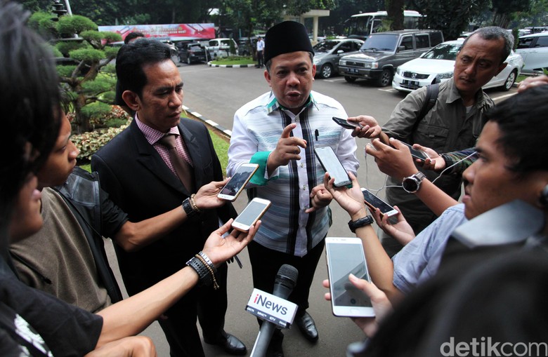 Dipolisikan Faizal Assegaf, Fahri Hamzah: Intel Kampungan! Dipolisikan Faizal Assegaf, Fahri Hamzah: Intel Kampungan!