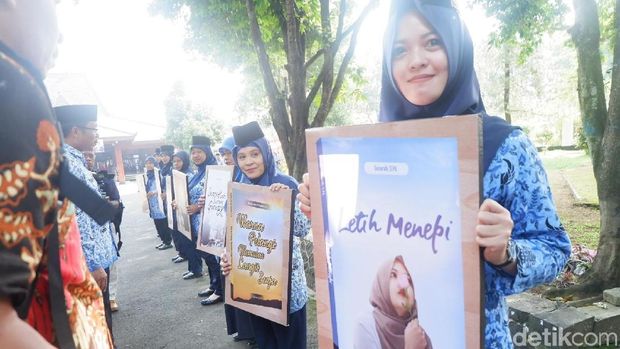 Keren! Peringati Hardiknas, 76 Guru di Banjarnegara Luncurkan Buku