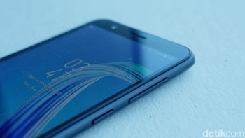 Adapun baterai berkapasitas 3.000 mAh. (Foto: detikINET/Adi Fida Rahman)
