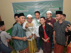 Ketum PPP Minta Santri Manfaatkan Teknologi & Belajar dari Gojek cs