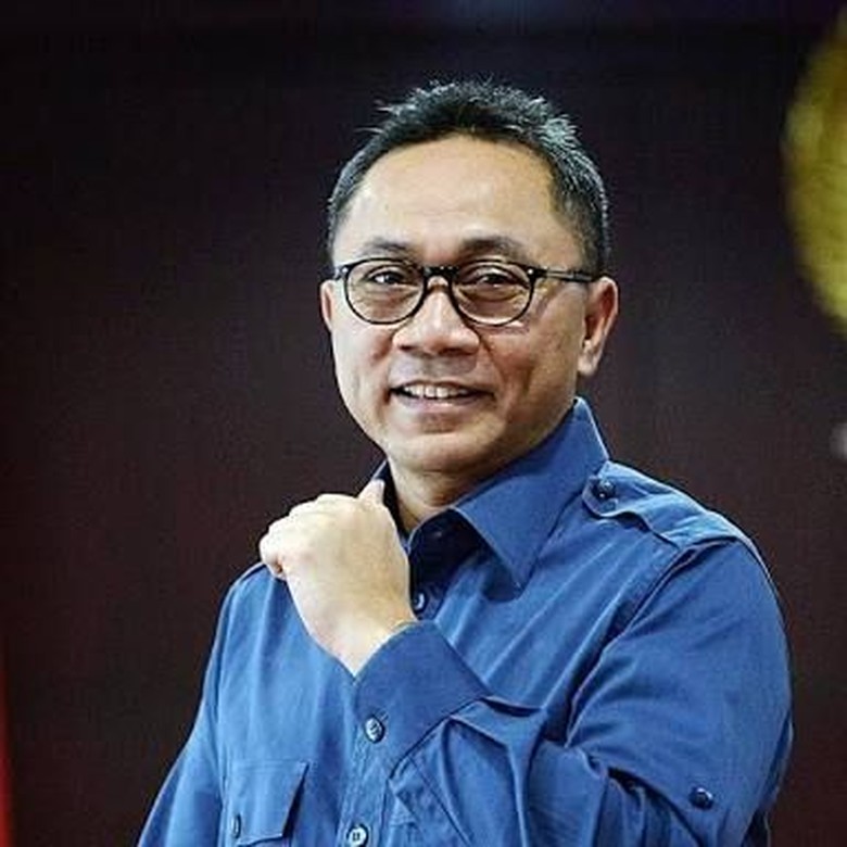 Makna Strategis Reindustrialisasi Makna Strategis Reindustrialisasi