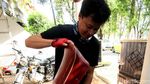 Denny Chasmala dan Koleksi Skuter Tua