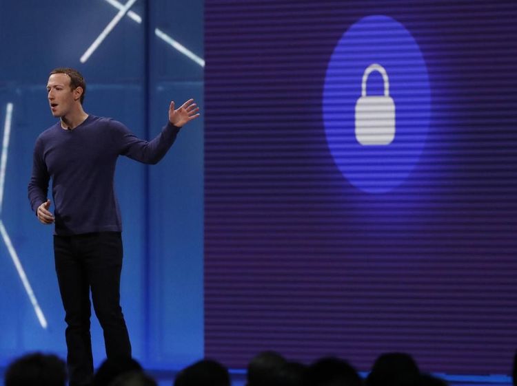 Mengintip Zuckerberg Berkaos Pukau Ribuan Developer